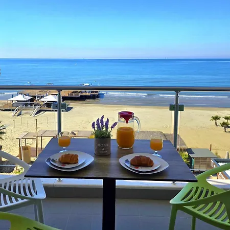 Brisa Del Mar Beachfront 116 - Happy Appartamento